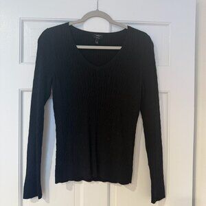 Talbots V-Neck Sweater -- Small
